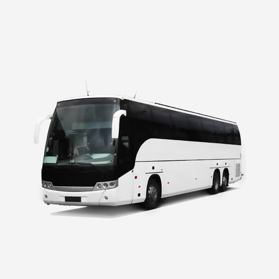 Extra-Large Coach coach operated by Aavurton